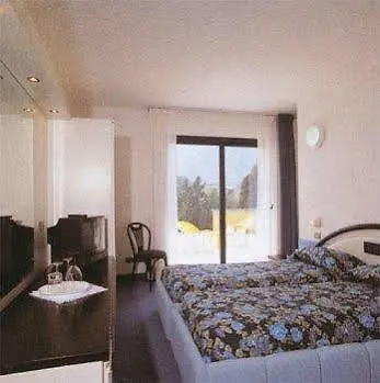 Hi 3* Riva del Garda