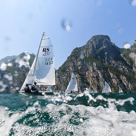 Hi 3* Riva del Garda