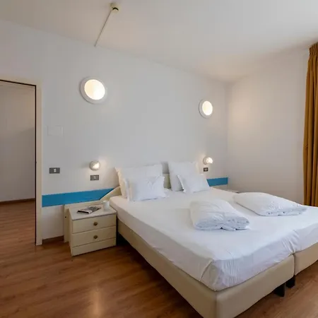Hi Hotel Riva del Garda